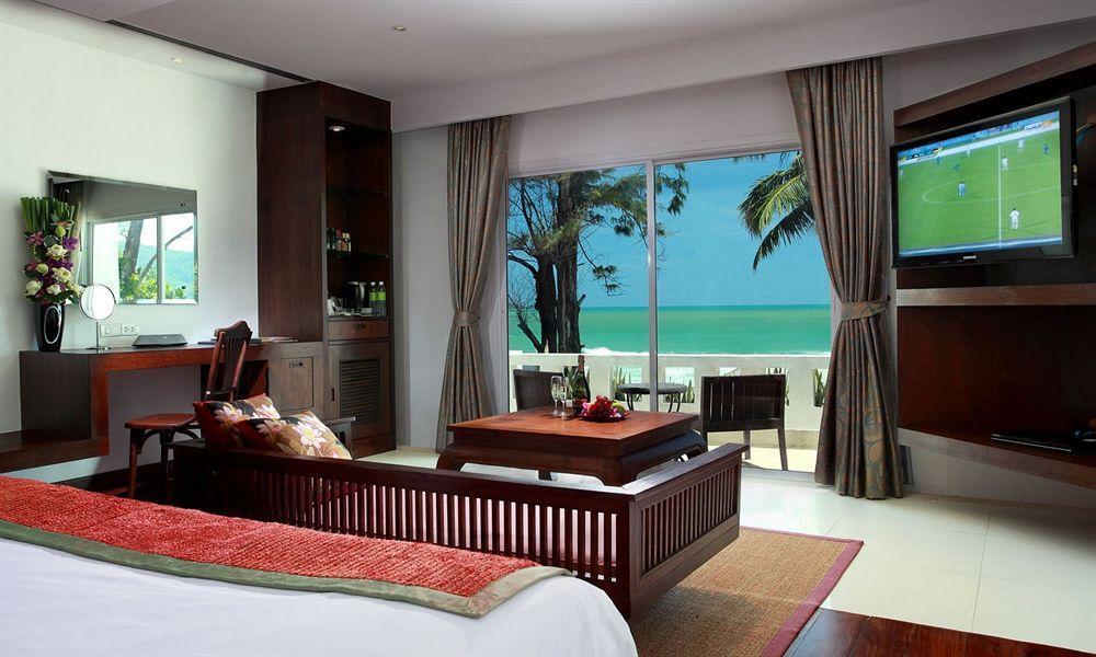 Safari Beach Hotel Patong Buitenkant foto