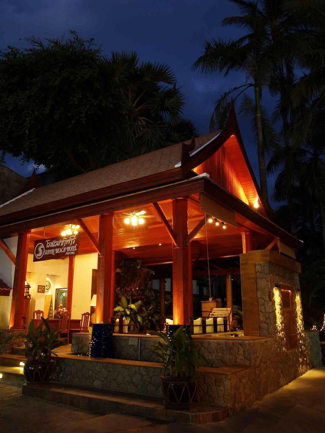 Safari Beach Hotel Patong Buitenkant foto